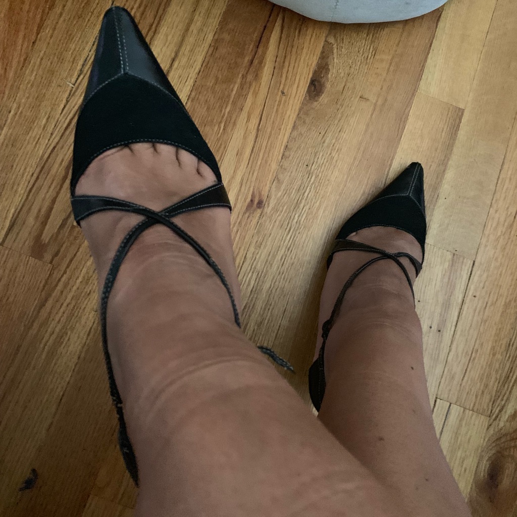 Cole Haan Black Low Heel Shoe Sz 8